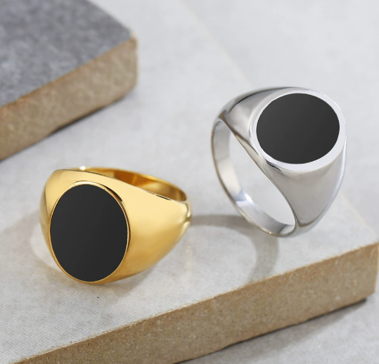 Eleganter Ring in Gold und Silber